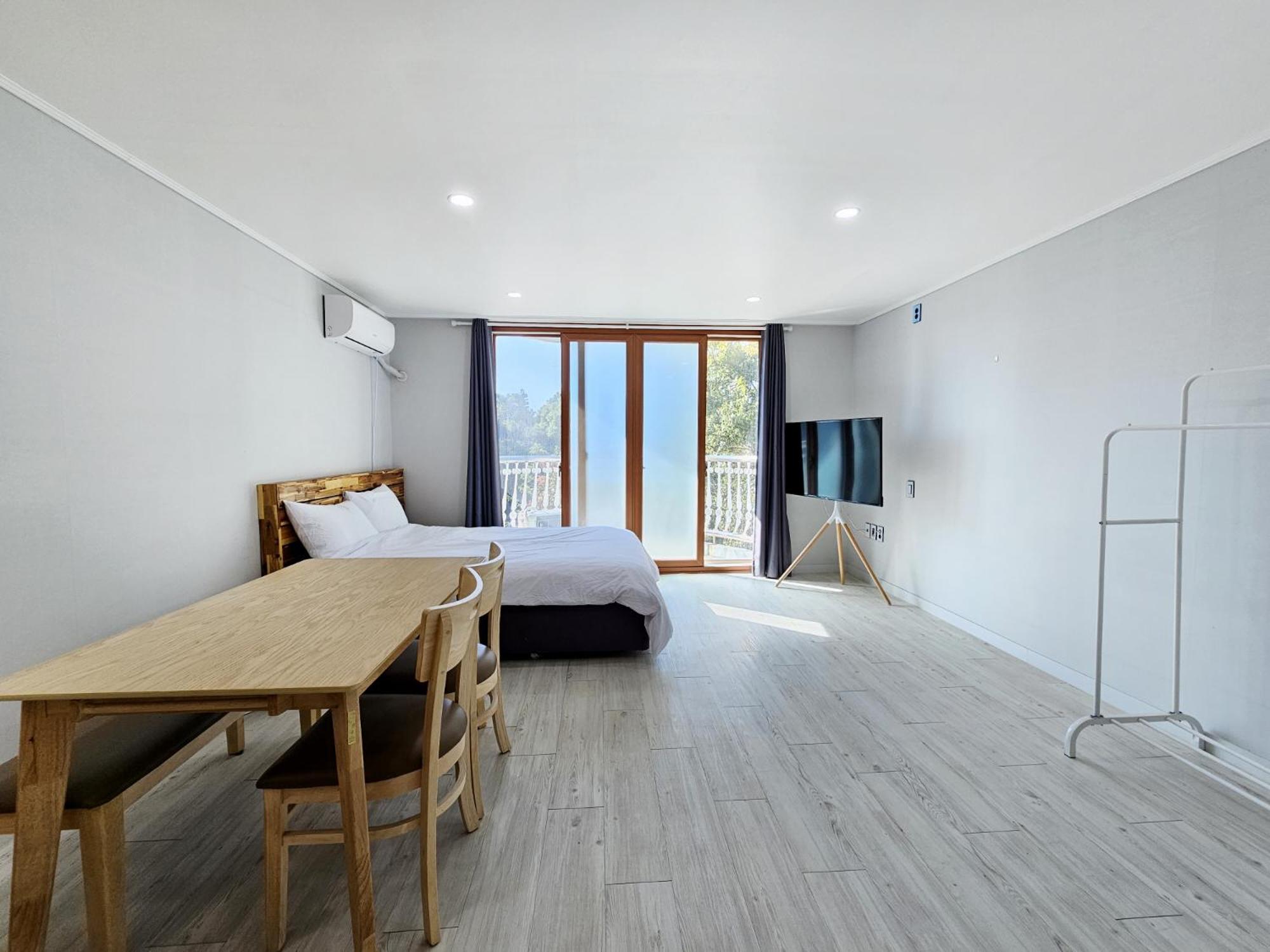 Greenside Pension Seogwipo Ngoại thất bức ảnh
