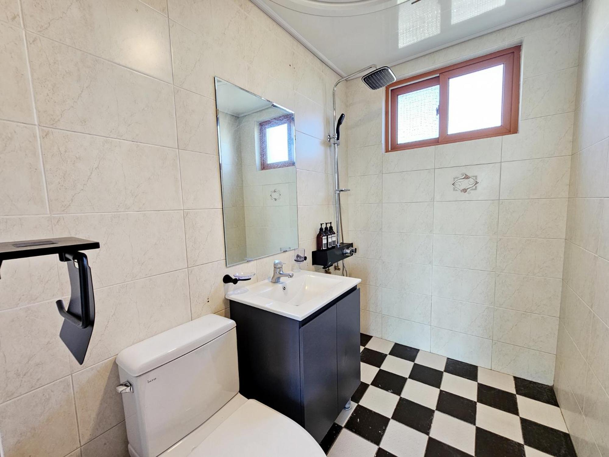 Greenside Pension Seogwipo Ngoại thất bức ảnh