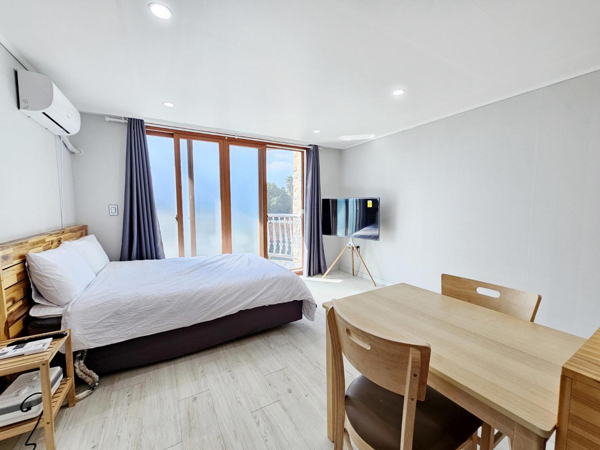 Greenside Pension Seogwipo Ngoại thất bức ảnh