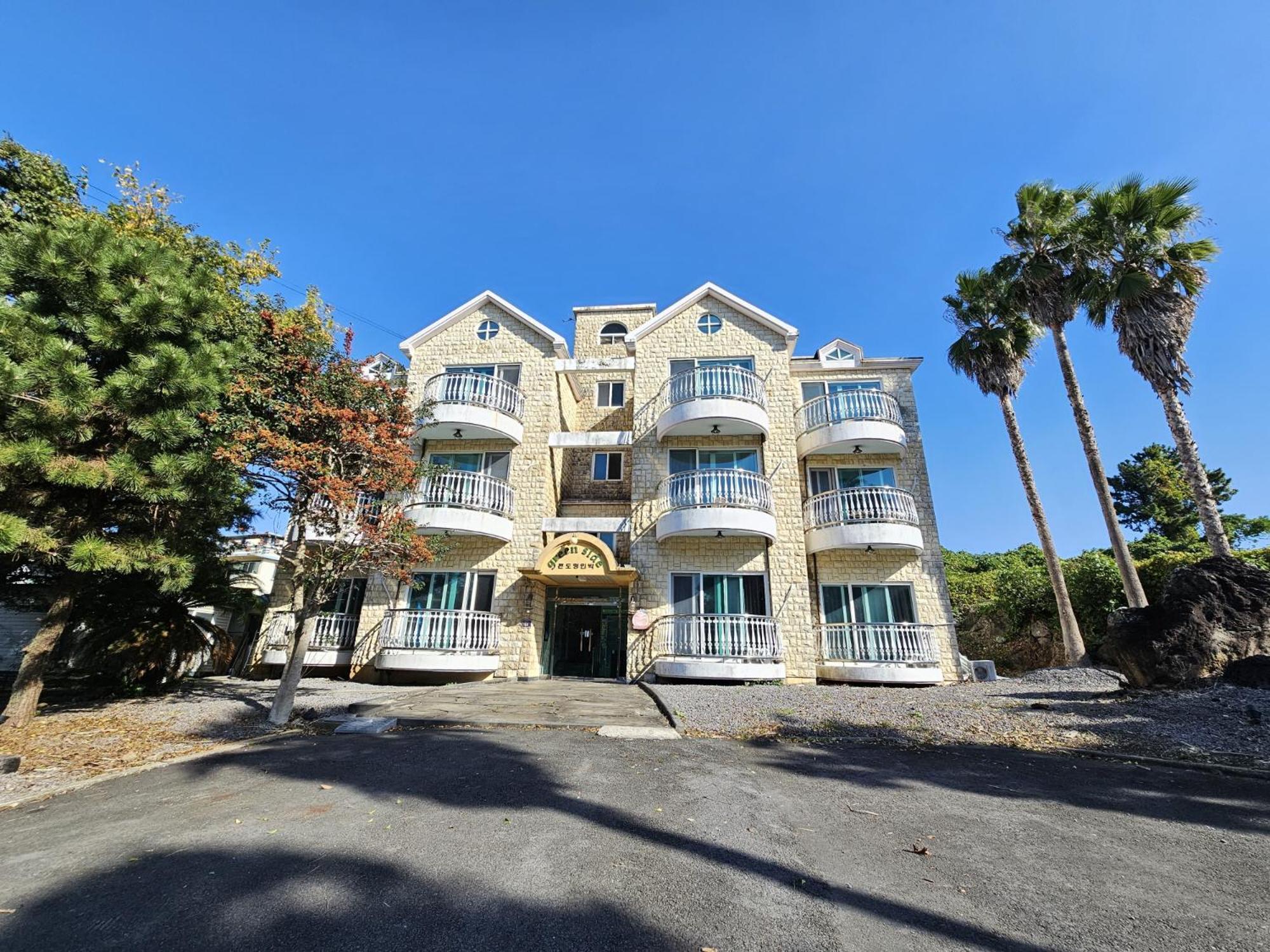 Greenside Pension Seogwipo Ngoại thất bức ảnh