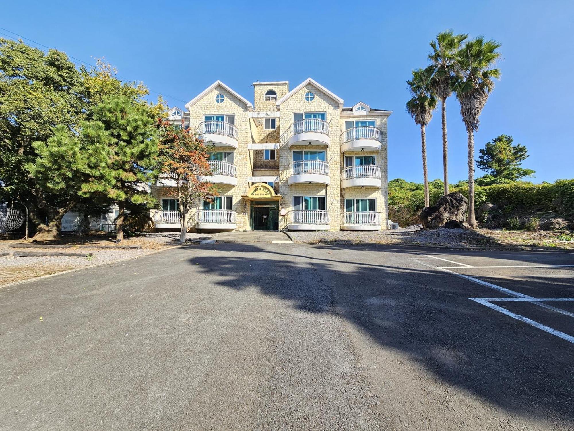 Greenside Pension Seogwipo Ngoại thất bức ảnh