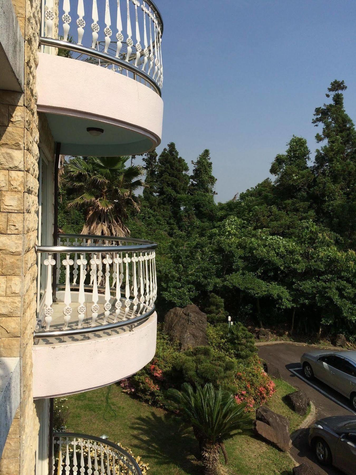 Greenside Pension Seogwipo Ngoại thất bức ảnh
